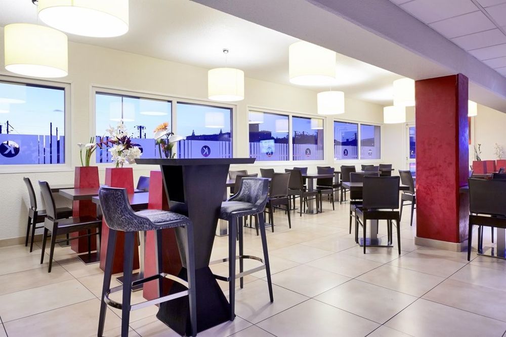 Kyriad Belfort Centre Gare Nhà hàng bức ảnh
